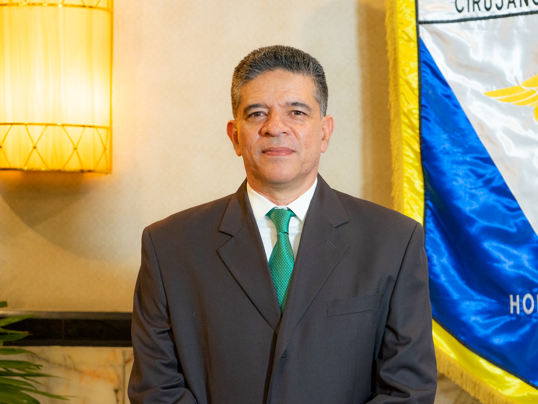 Dr. Lizandro Reyes<br>VOCAL I